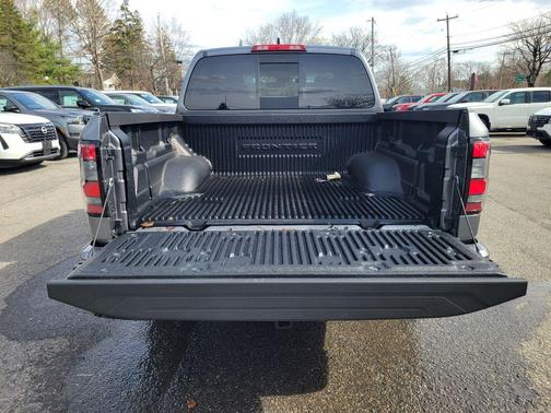 Gun Metallic 2026 Nissan Frontier SV