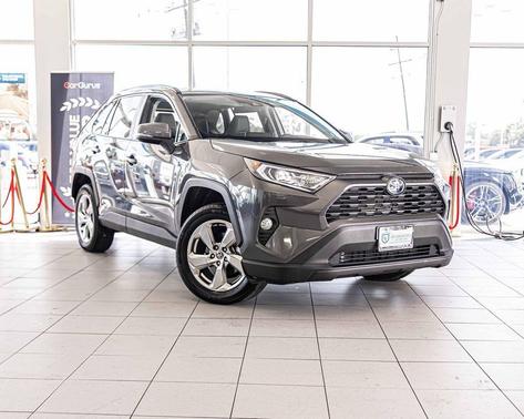 2021 Toyota RAV4 Hybrid XLE Premium