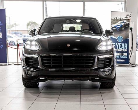2017 Porsche Cayenne Platinum Edition