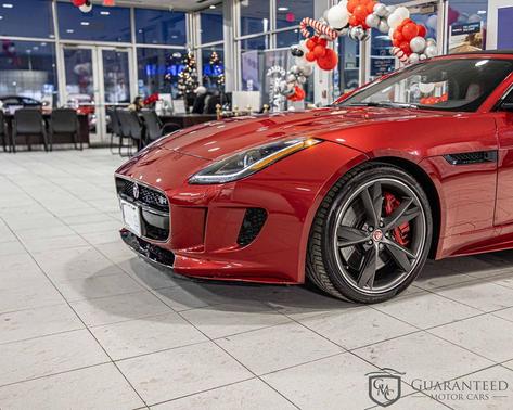 2016 Jaguar F-TYPE R