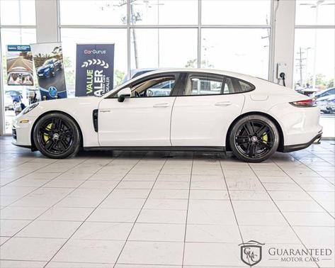2022 Porsche Panamera E-Hybrid 4
