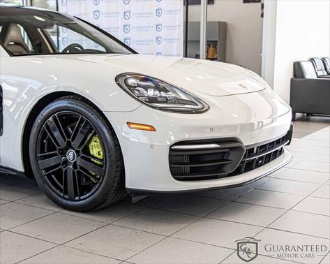 2022 Porsche Panamera E-Hybrid 4