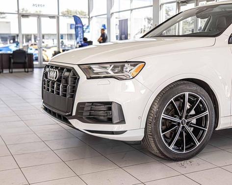Carrara White 2023 Audi Q7 55 Prestige
