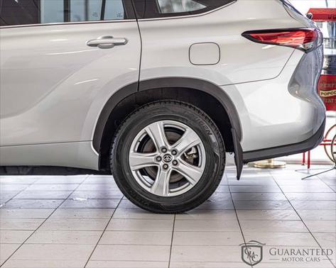 2023 Toyota Highlander LE