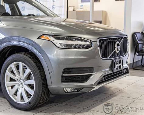 2017 Volvo XC90 T6 Momentum