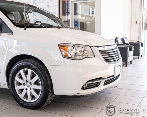 2016 Chrysler Town & Country Touring