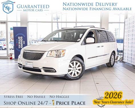 2016 Chrysler Town & Country Touring