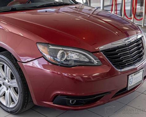 2013 Chrysler 200 Touring