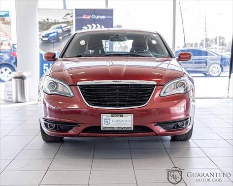 2013 Chrysler 200 Touring