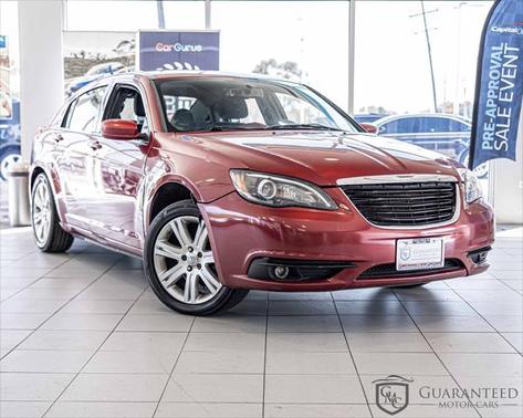 2013 Chrysler 200 Touring