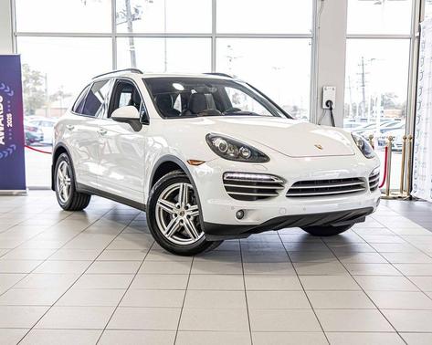 2014 Porsche Cayenne Platinum Edition