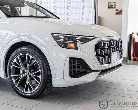 2024 Audi Q8 55 Prestige