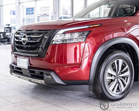 2022 Nissan Pathfinder SL 4WD