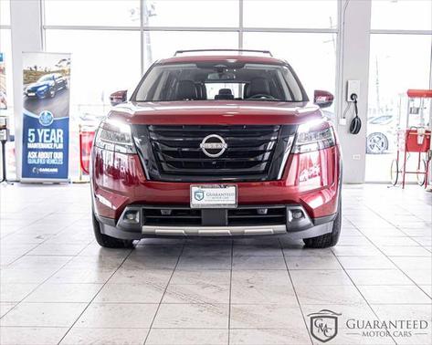 2022 Nissan Pathfinder SL 4WD