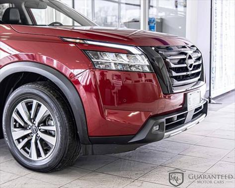2022 Nissan Pathfinder SL 4WD