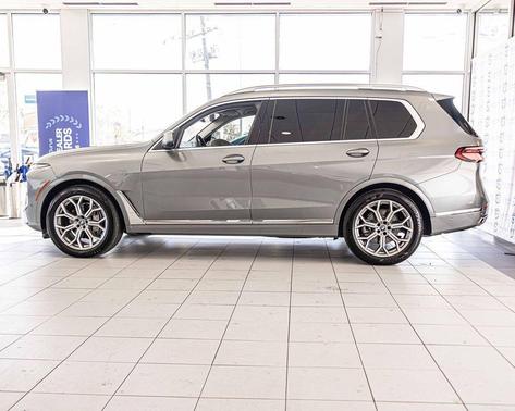 2025 BMW X7 xDrive40i