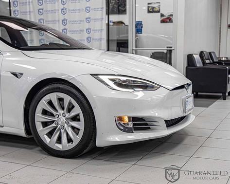 Pearl White Multi-Coat 2019 Tesla Model S 100D