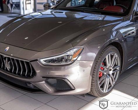Grigio 2018 Maserati Ghibli S Q4 GranSport