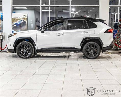 2023 Toyota RAV4 Hybrid SE