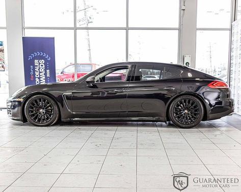2015 Porsche Panamera 4