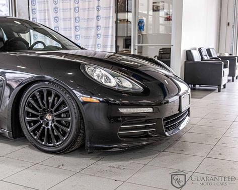 2015 Porsche Panamera 4