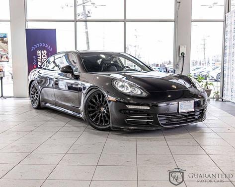 2015 Porsche Panamera 4