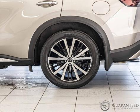 2022 INFINITI QX60 SENSORY