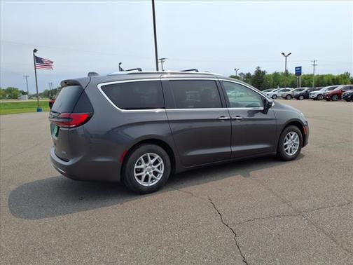 2021 Chrysler Pacifica Touring-L