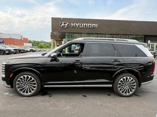 Abyss Black Pearl 2026 Hyundai Palisade Hybrid Calligraphy
