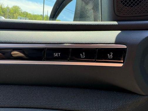 Deep Sea 2022 Hyundai TUCSON Hybrid Limited