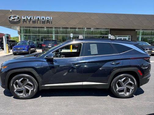 Deep Sea 2022 Hyundai TUCSON Hybrid Limited