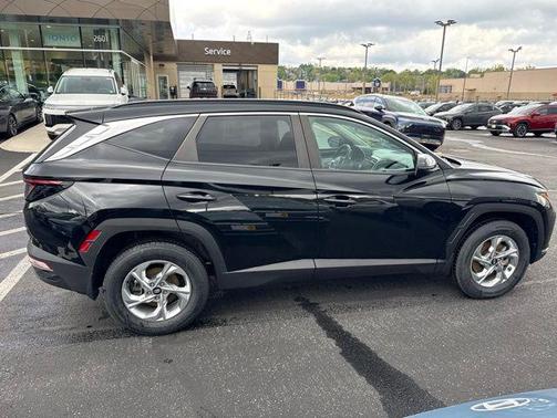Phantom Black 2023 Hyundai TUCSON SEL