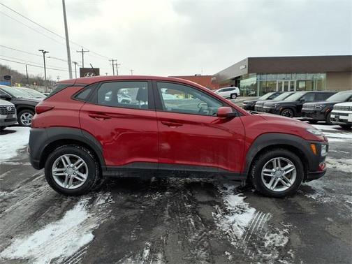 2021 Hyundai KONA SE