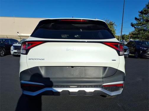 2024 Kia Sportage Hybrid EX