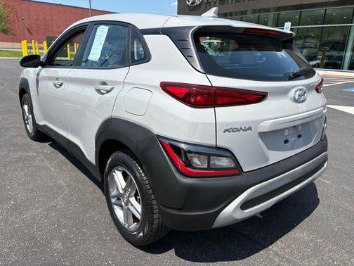Cyber Silver 2023 Hyundai KONA SE