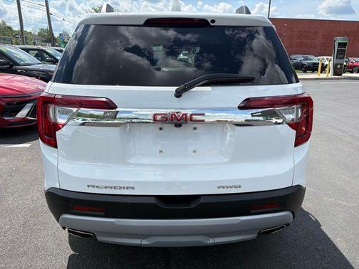 Summit White 2023 GMC Acadia AWD SLE