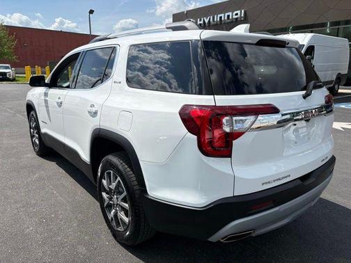 Summit White 2023 GMC Acadia AWD SLE