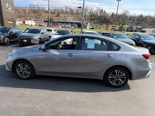 Steel Gray 2023 Kia Forte LXS