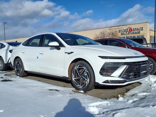 2025 Hyundai SONATA Hybrid SE