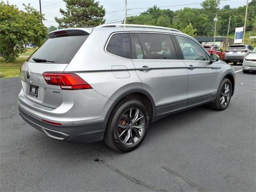 2023 Volkswagen Tiguan 2.0T SE 4MOTION