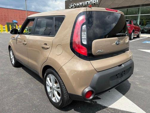 Latte Brown 2015 Kia Soul +