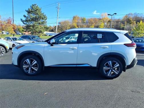 2021 Nissan Rogue SL