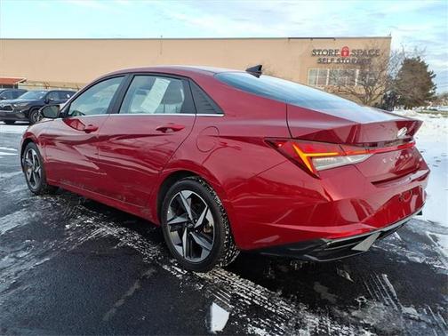 2023 Hyundai ELANTRA Limited