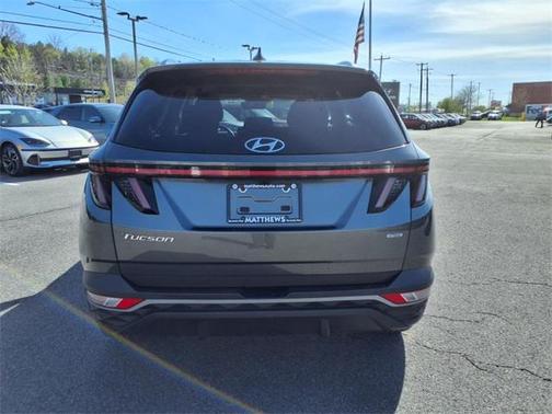 2022 Hyundai TUCSON SEL