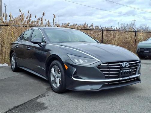 2023 Hyundai SONATA SE