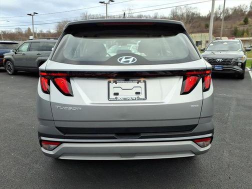 2025 Hyundai TUCSON SE