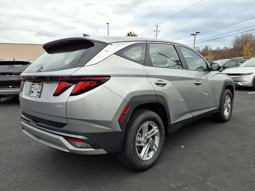 2025 Hyundai TUCSON SE