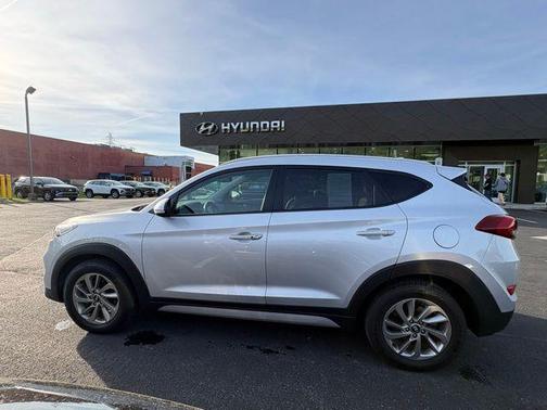 Molten Silver 2018 Hyundai TUCSON SEL Plus