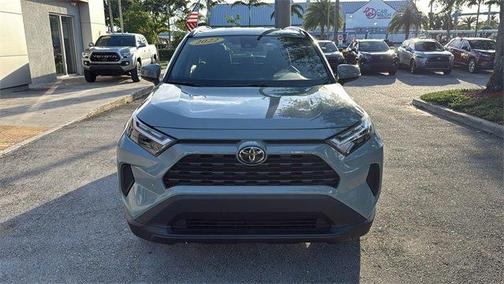 2022 Toyota RAV4 XLE