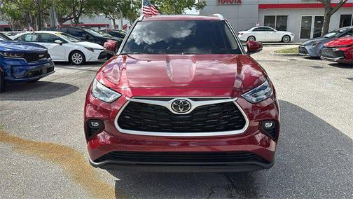 2024 Toyota Highlander XLE